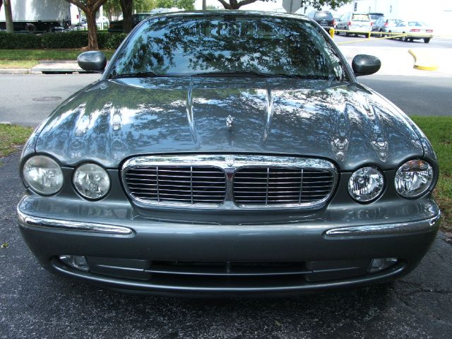 2005 JAGUAR XJ8 Sport Alloys Sunroof