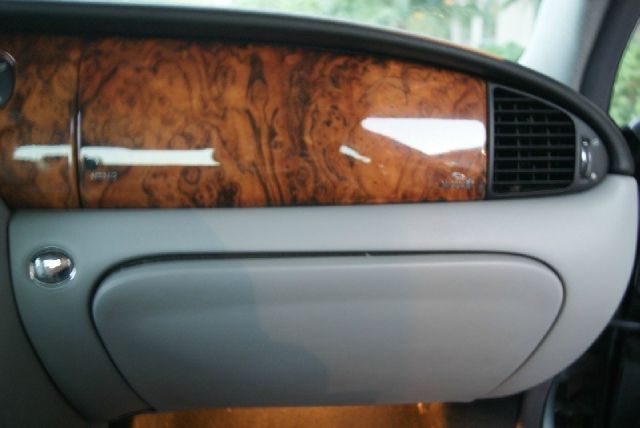 2004 JAGUAR XJR-S Unknown