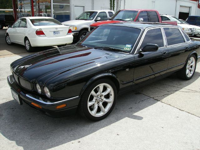 2002 JAGUAR XJR 2.2L Manual