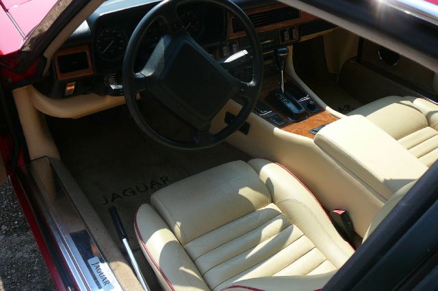 1990 JAGUAR XJS 4WD 4dr SUV Luxury 4x4