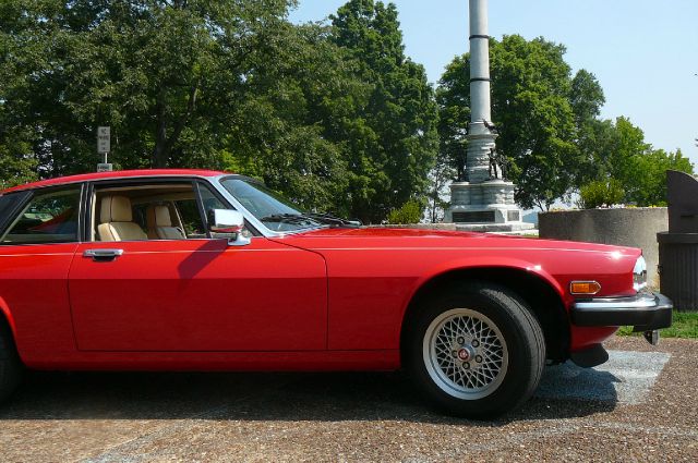 1990 JAGUAR XJS 4WD 4dr SUV Luxury 4x4