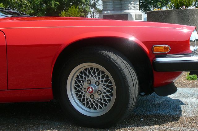 1990 JAGUAR XJS 4WD 4dr SUV Luxury 4x4