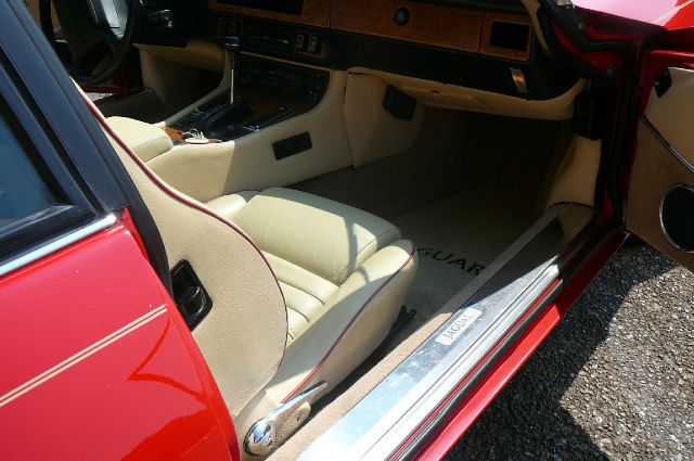 1990 JAGUAR XJS 4WD 4dr SUV Luxury 4x4