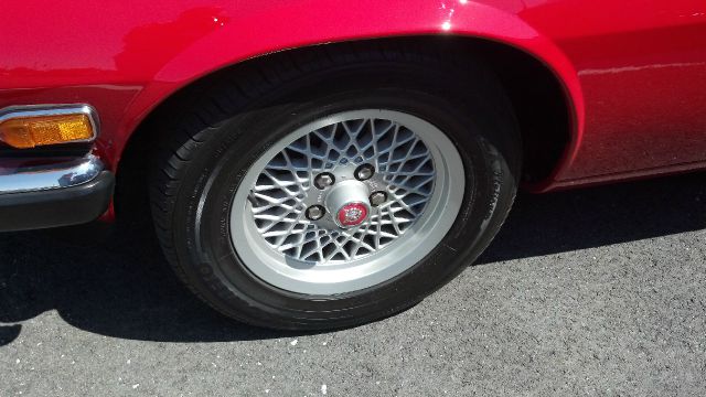 1990 JAGUAR XJS 4WD 4dr SUV Luxury 4x4