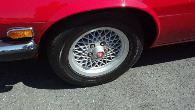 1990 JAGUAR XJS 4WD 4dr SUV Luxury 4x4