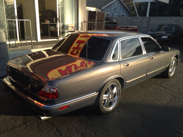 1999 JAGUAR XJ Sedan 2.2L Manual