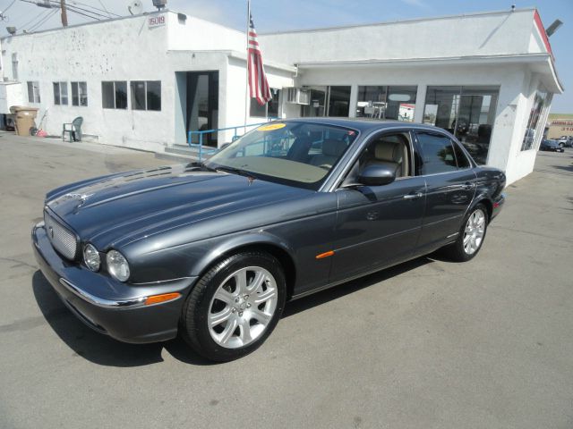 2004 JAGUAR XJ Series Coupe