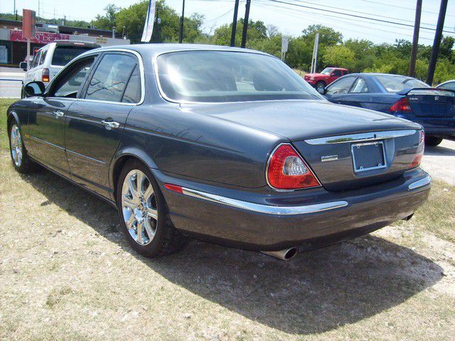 2004 JAGUAR XJ Series Coupe