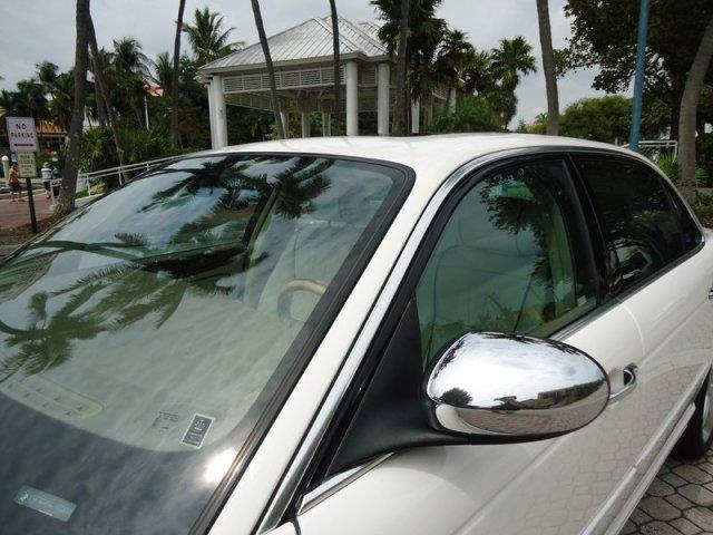 2005 JAGUAR XJ Series E300td