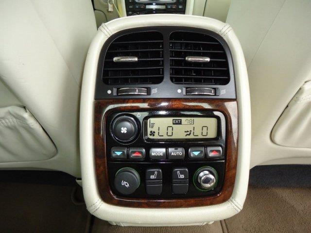 2005 JAGUAR XJ Series E300td