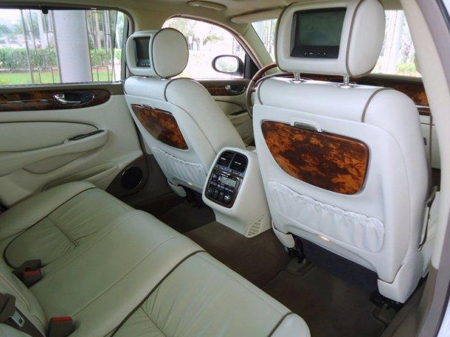 2005 JAGUAR XJ Series E300td