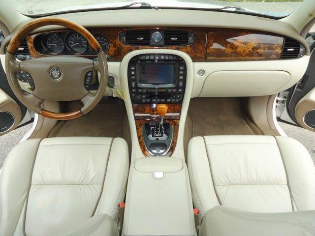 2005 JAGUAR XJ Series E300td