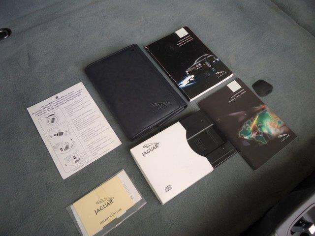 2005 JAGUAR XJ Series E300td