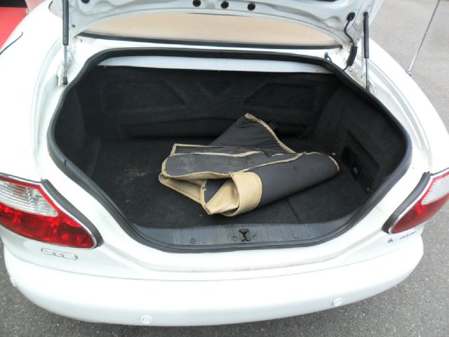 2004 JAGUAR XK8 Unknown