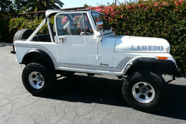 1985 Jeep CJ-7 LAREDO 4X4 LS