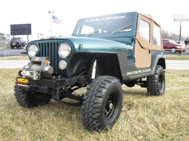 1983 Jeep CJ7 XLT- RUNS Perfect EXT CAB