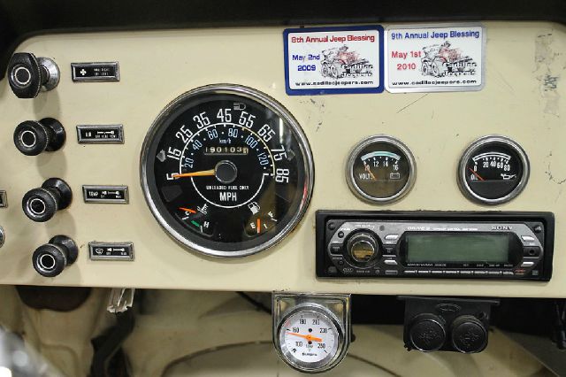 1984 Jeep CJ7 GT WITH Leather And Sunroof