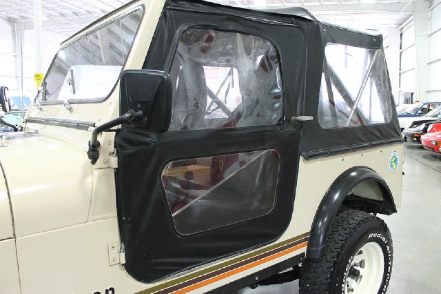 1984 Jeep CJ7 GT WITH Leather And Sunroof