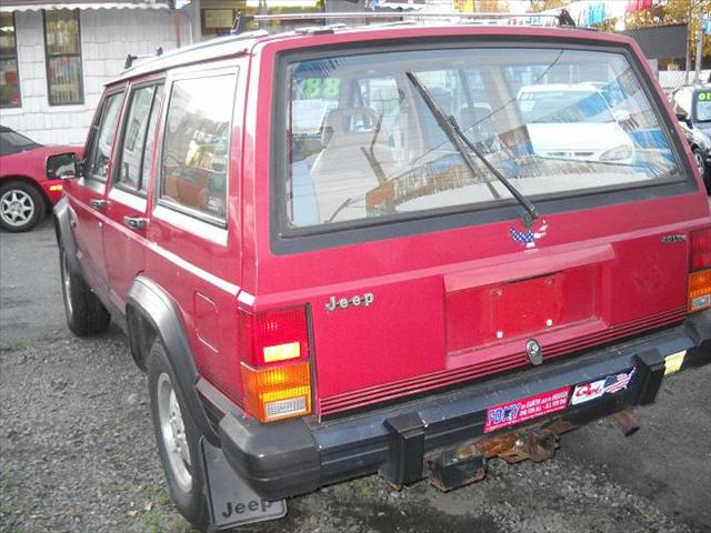 1988 Jeep Cherokee Limited-w/ DVD Player