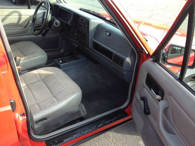 1996 Jeep Cherokee Base GLS LX