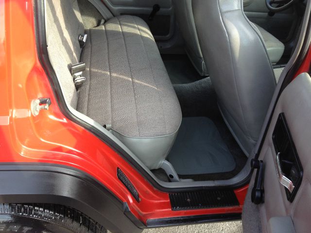 1996 Jeep Cherokee Base GLS LX