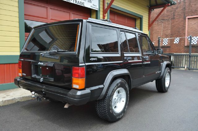 1996 Jeep Cherokee Base GLS LX