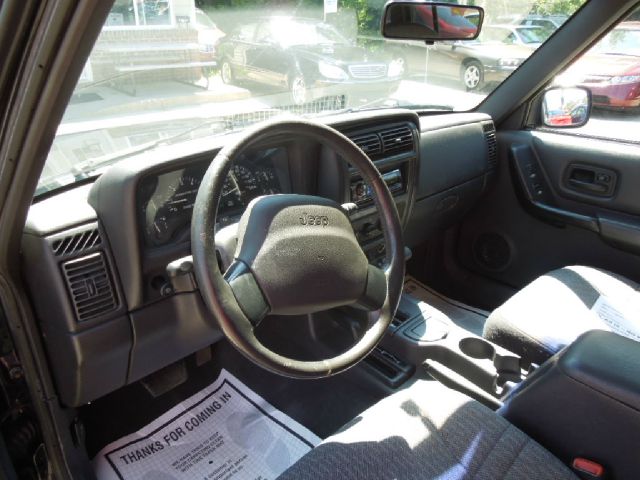 1999 Jeep Cherokee Touring 4WD