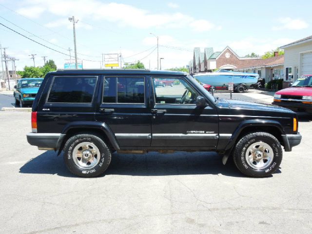 1999 Jeep Cherokee Touring 4WD