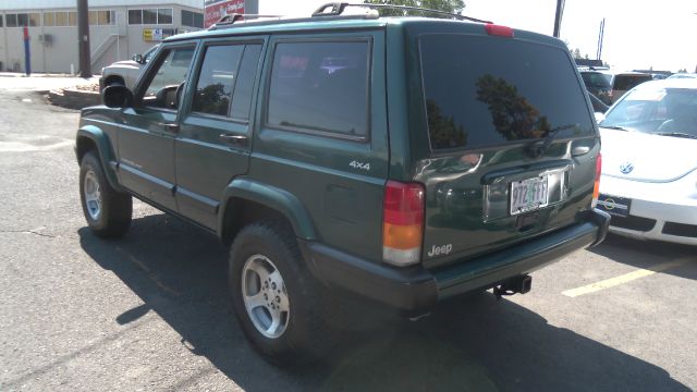 1999 Jeep Cherokee Base GLS LX