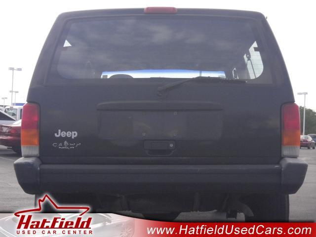 1999 Jeep Cherokee SUV AWD