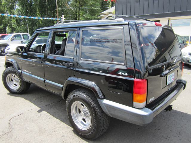 1999 Jeep Cherokee Base GLS LX