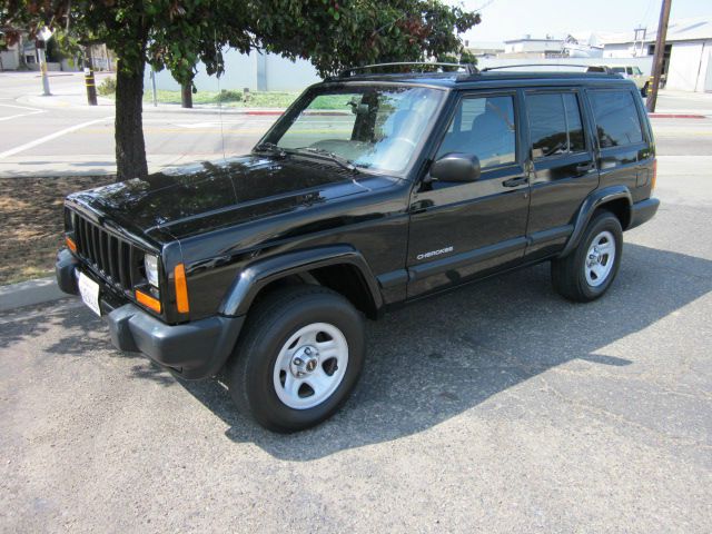 1999 Jeep Cherokee Base GLS LX
