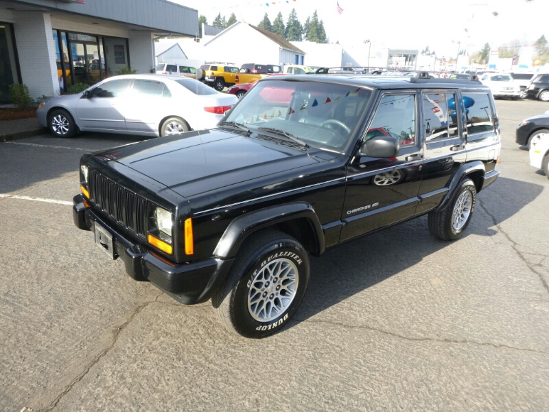 1999 Jeep Cherokee SLT 25