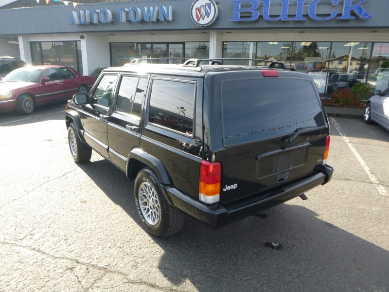 1999 Jeep Cherokee SLT 25