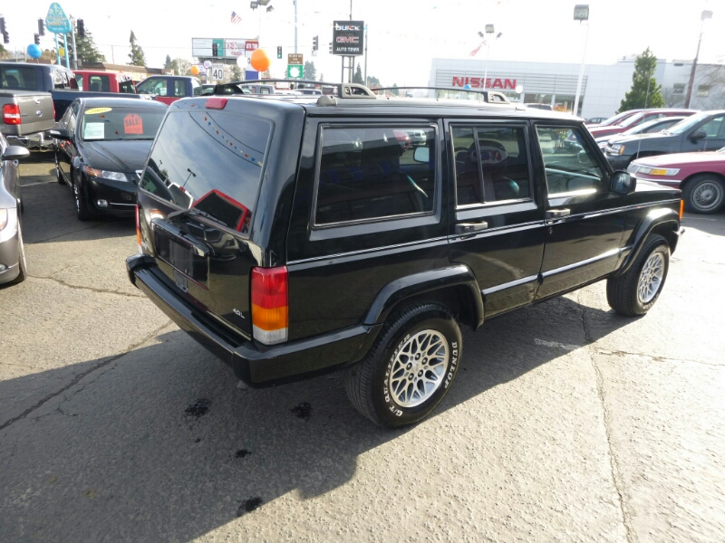 1999 Jeep Cherokee SLT 25