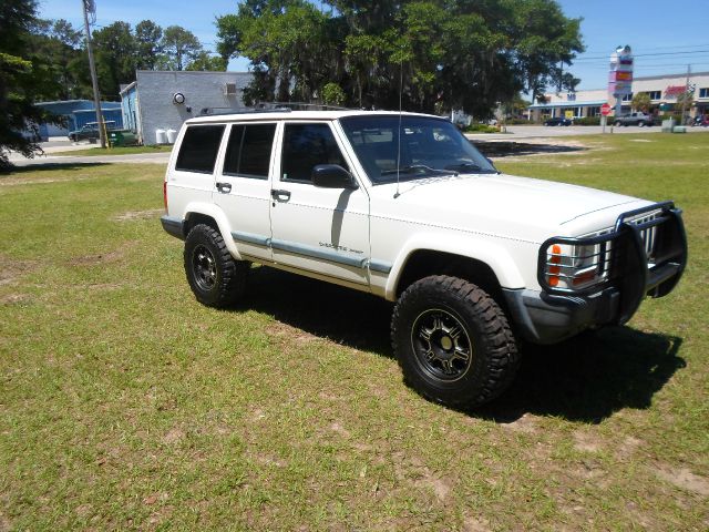 1999 Jeep Cherokee Base GLS LX
