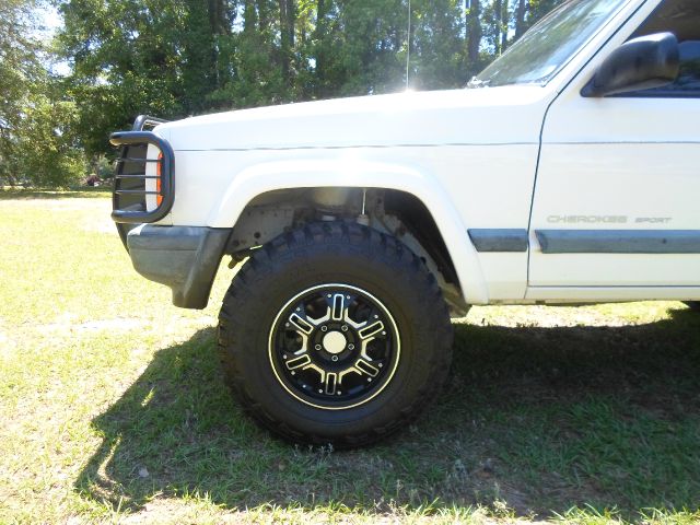 1999 Jeep Cherokee Base GLS LX