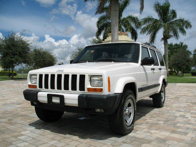 1999 Jeep Cherokee Base GLS LX