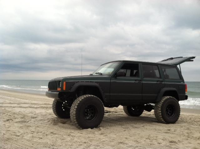 1999 Jeep Cherokee SLT 25