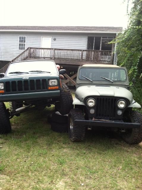1999 Jeep Cherokee SLT 25