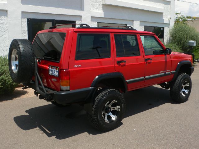 2000 Jeep Cherokee Base GLS LX