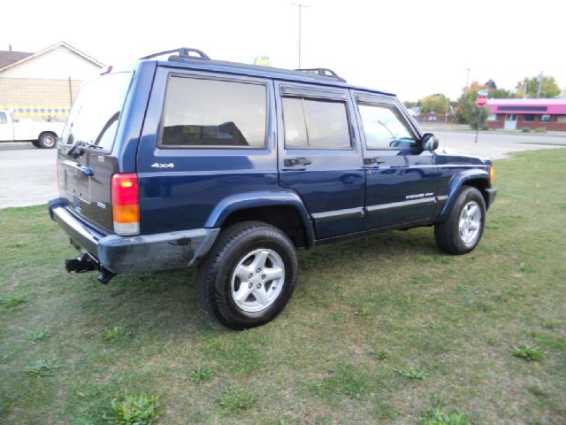 2000 Jeep Cherokee Base GLS LX
