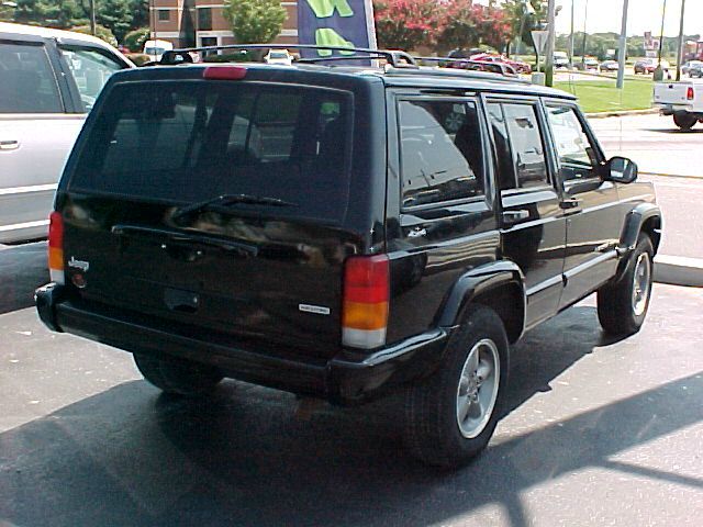 2000 Jeep Cherokee Base GLS LX