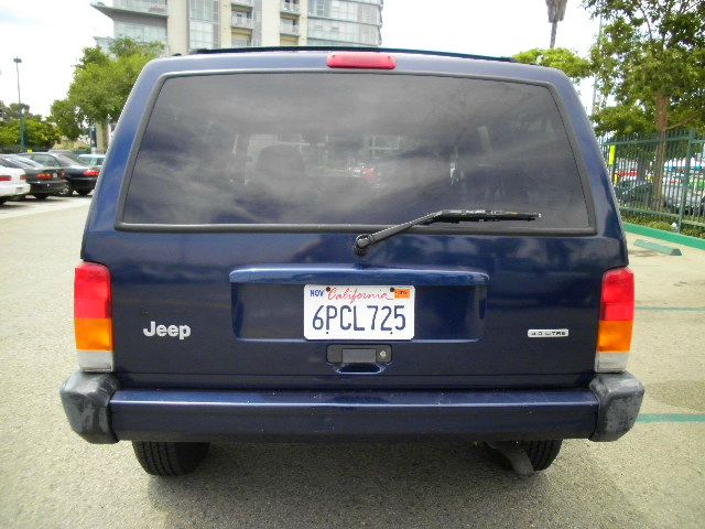 2000 Jeep Cherokee Base GLS LX