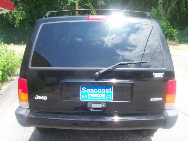 2000 Jeep Cherokee Base GLS LX