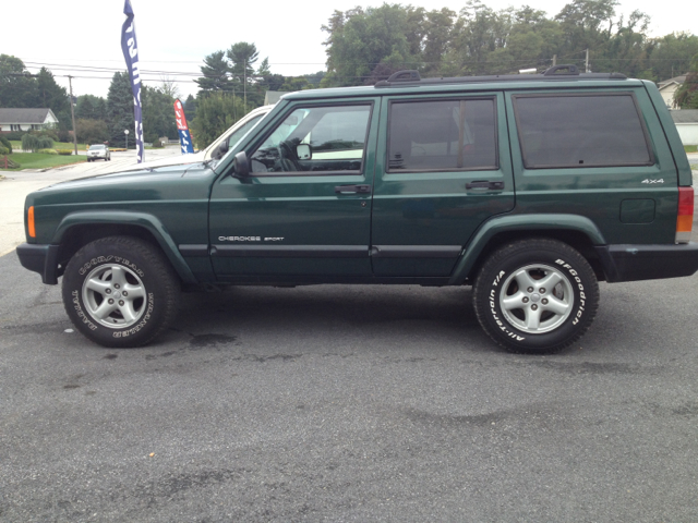 2000 Jeep Cherokee Base GLS LX