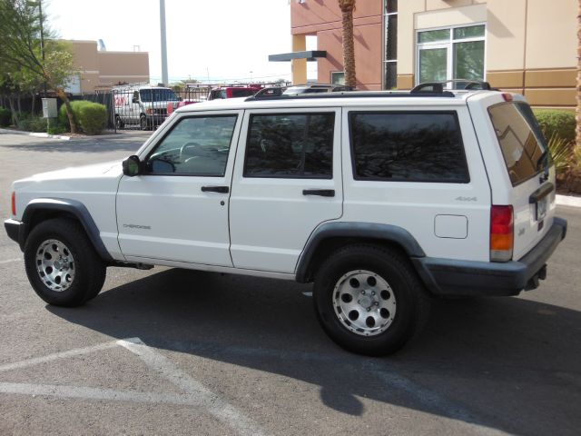 2000 Jeep Cherokee Unknown