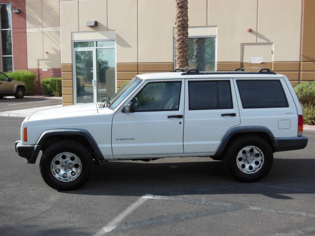 2000 Jeep Cherokee Unknown