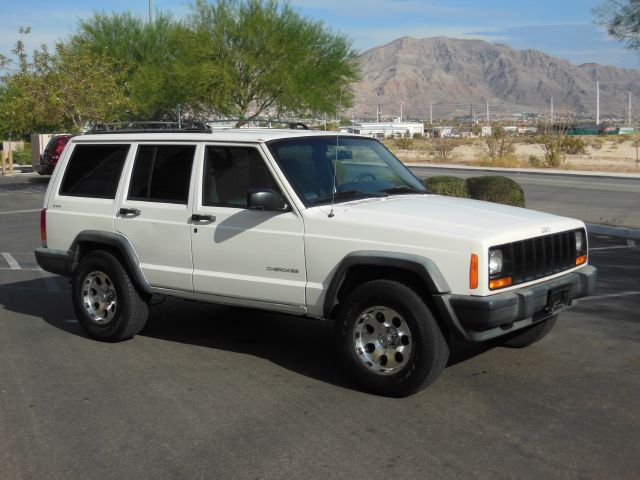 2000 Jeep Cherokee Unknown