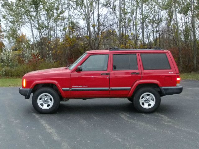 2000 Jeep Cherokee Base GLS LX